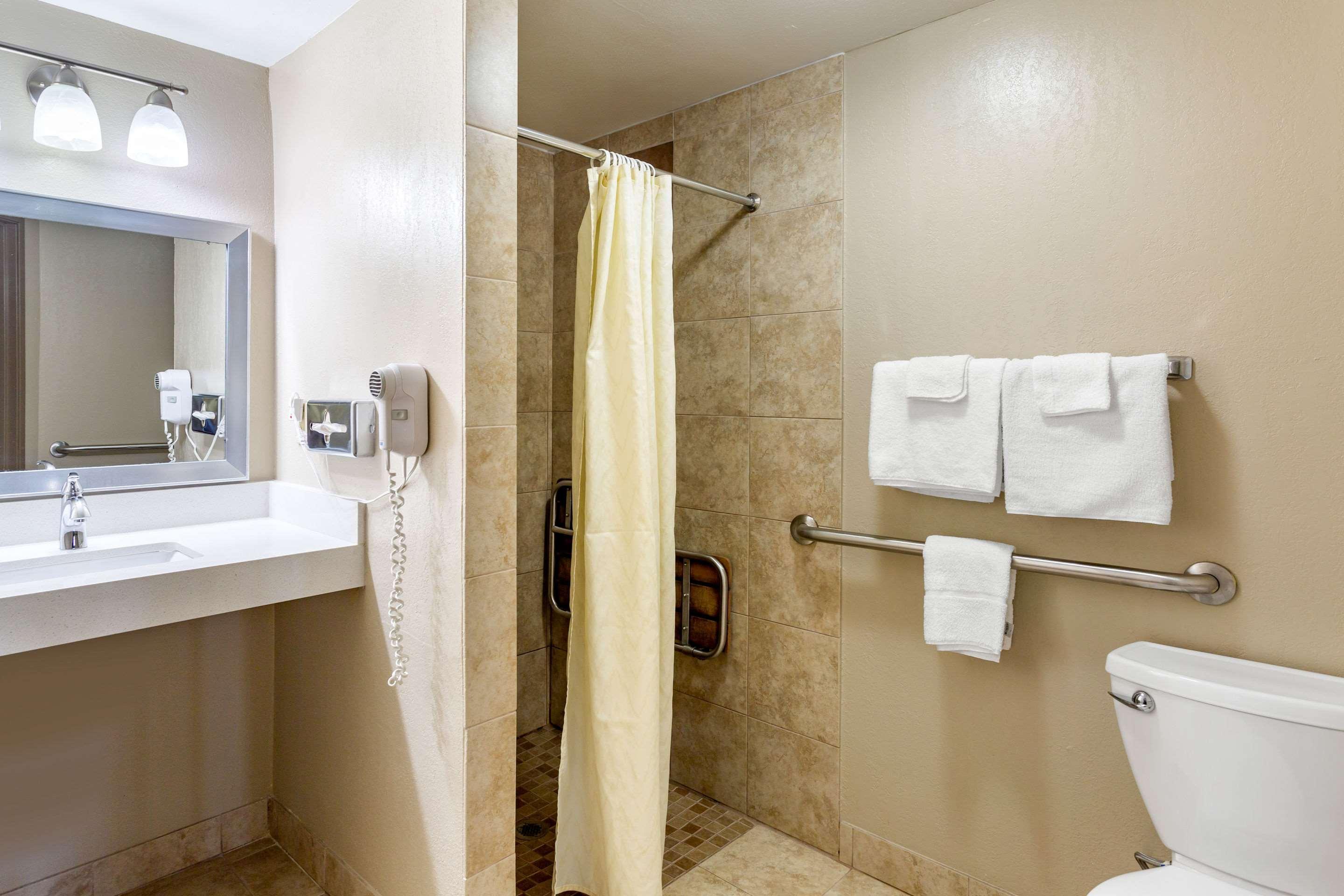 Econo Lodge Inn & Suites ディクソン エクステリア 写真