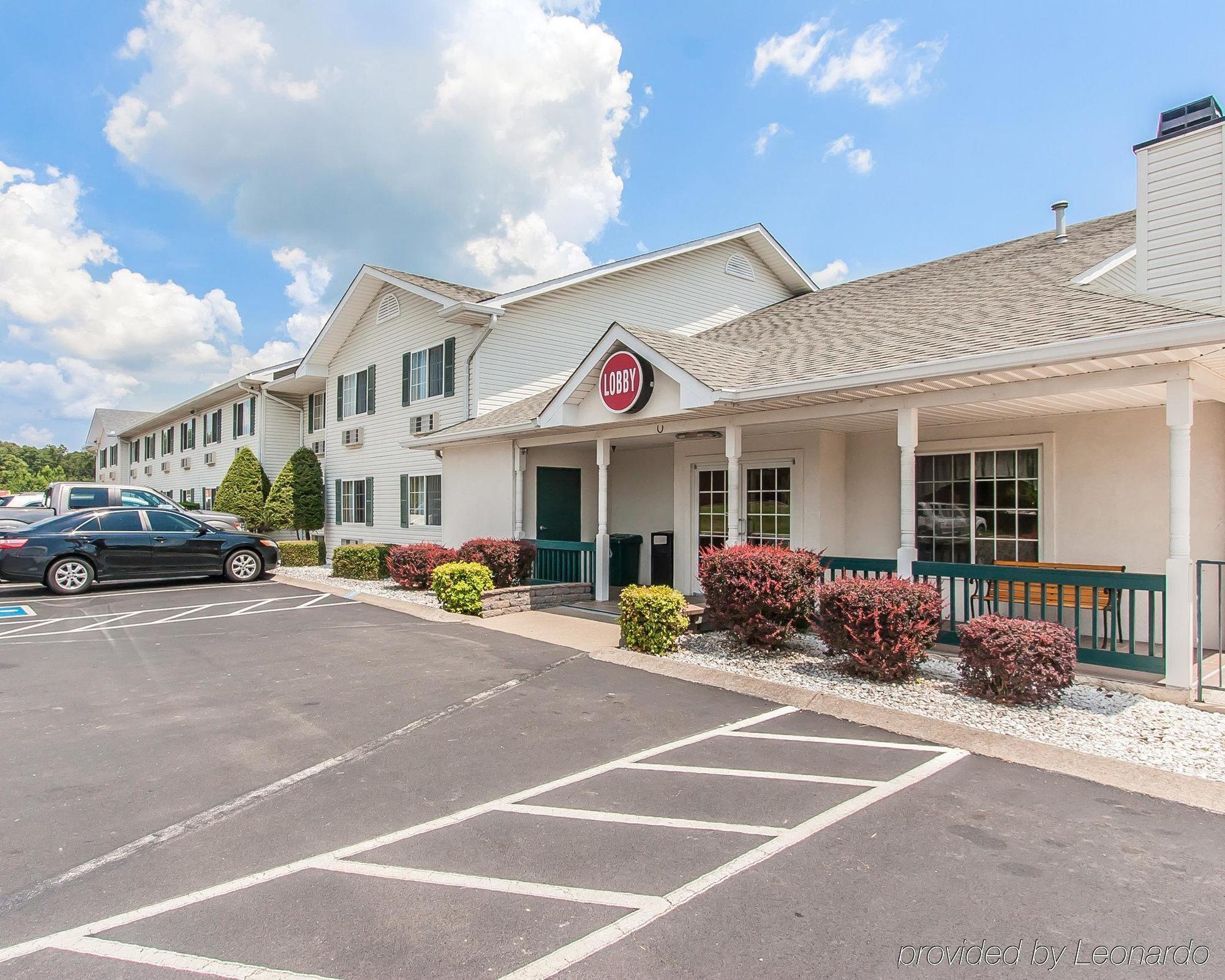 Econo Lodge Inn & Suites ディクソン エクステリア 写真