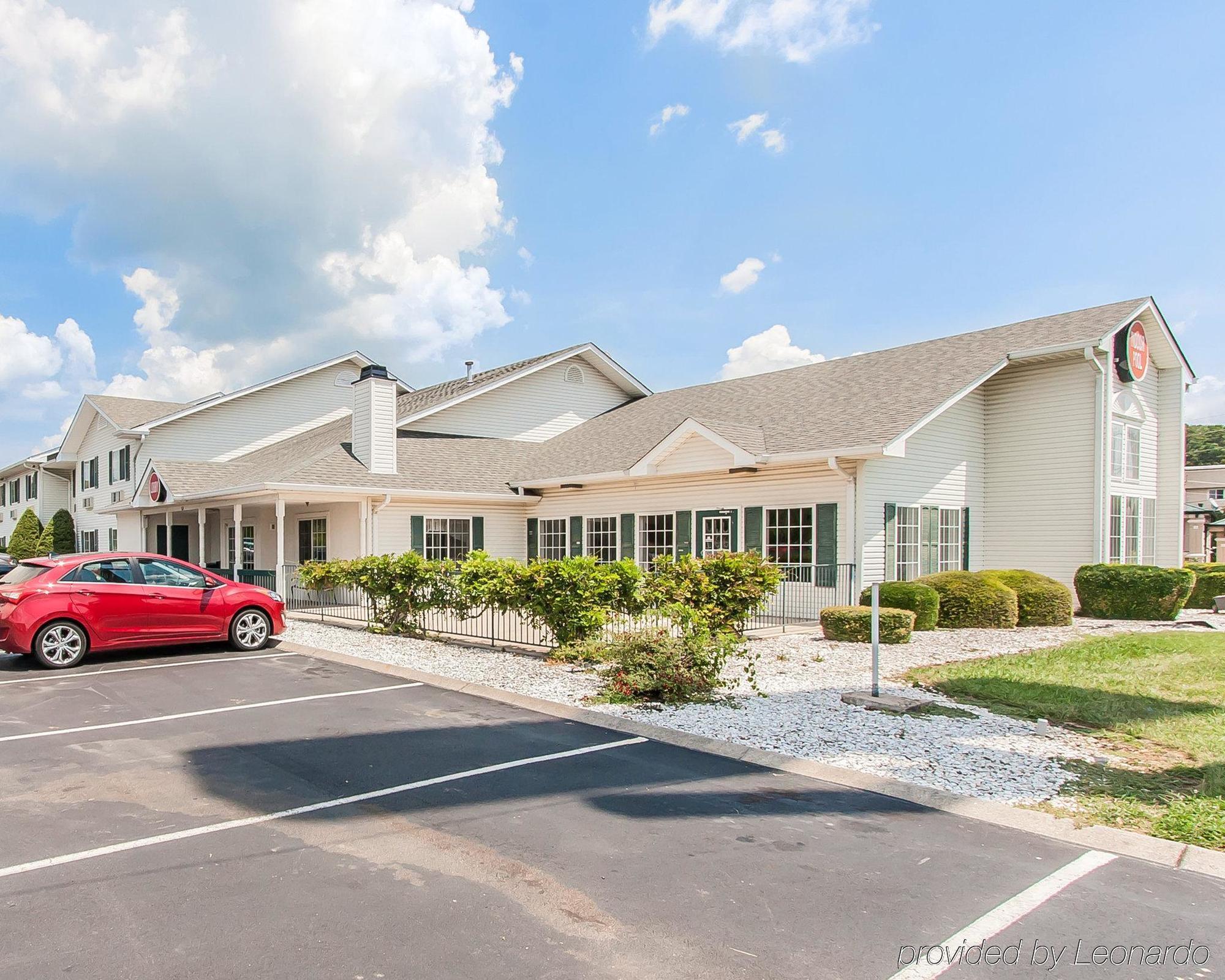 Econo Lodge Inn & Suites ディクソン エクステリア 写真