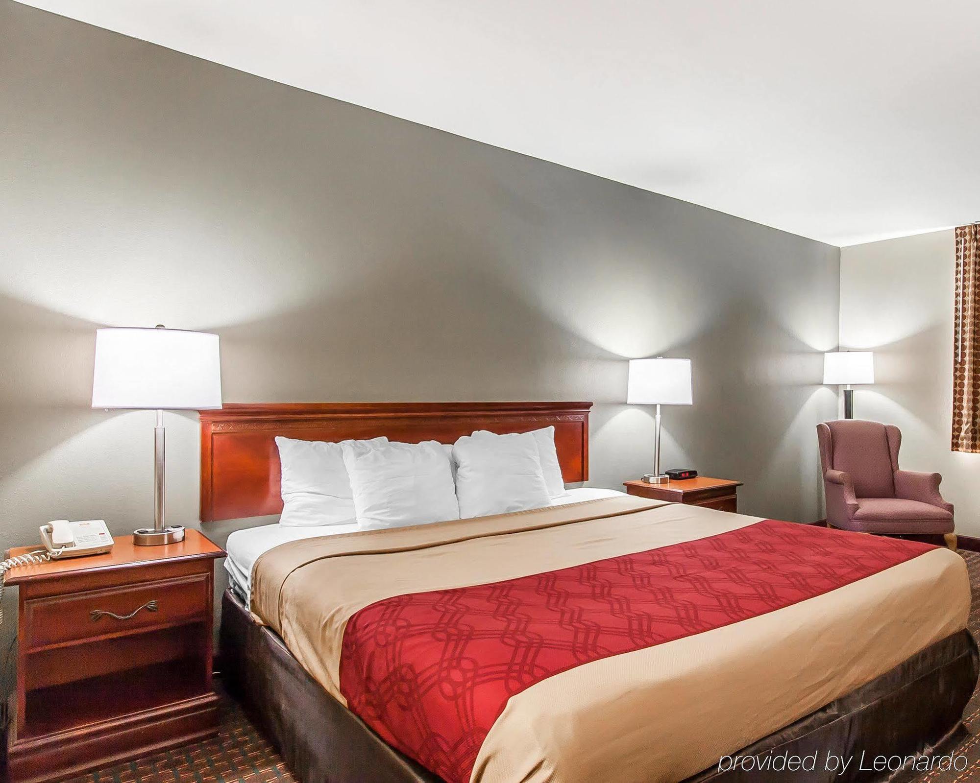 Econo Lodge Inn & Suites ディクソン エクステリア 写真