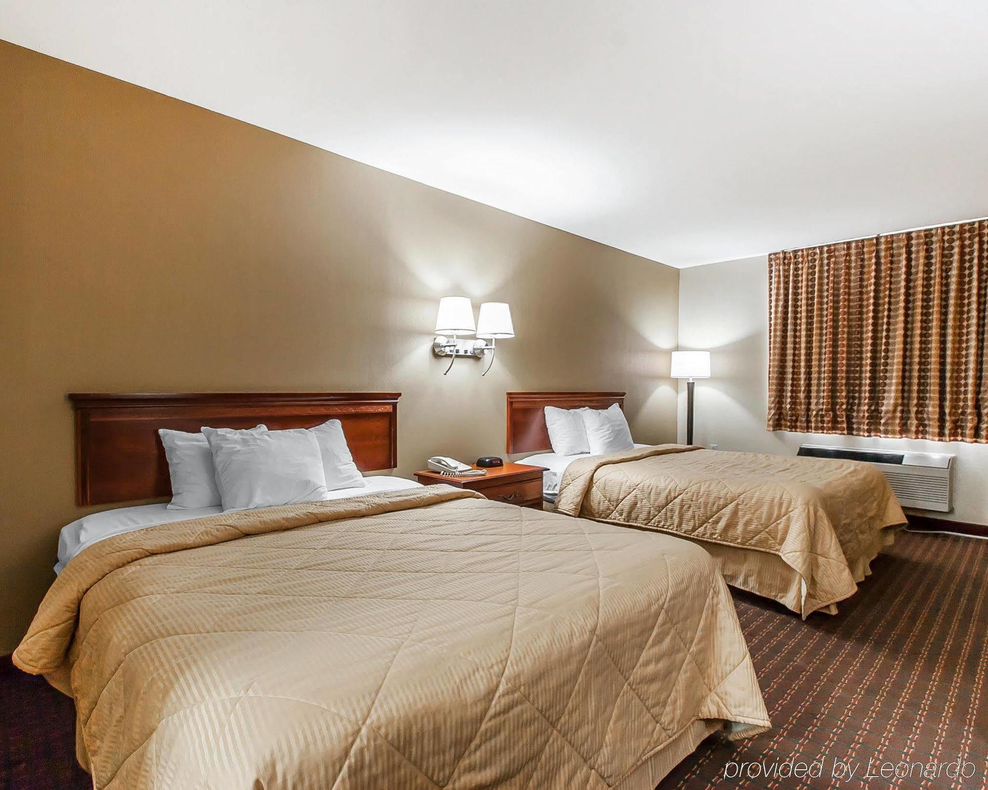 Econo Lodge Inn & Suites ディクソン エクステリア 写真